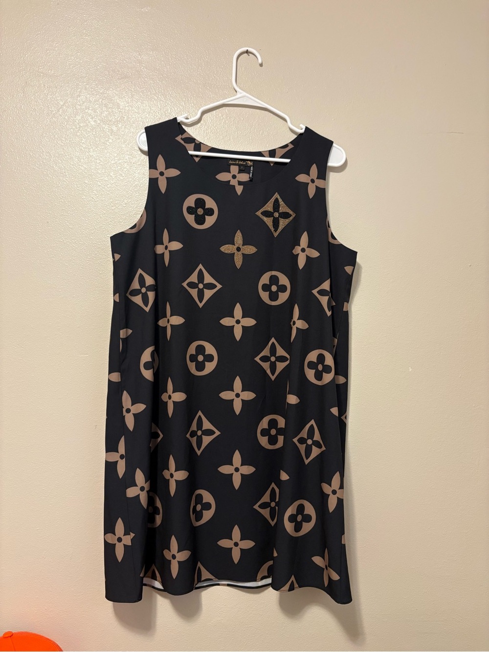 Sleeveless Black Midi Dress with Tan Floral Medallion Print Size L